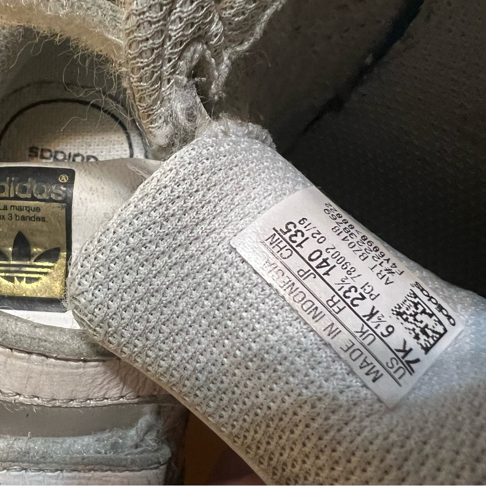 Adidas Shell Toe - Picture 4 of 5